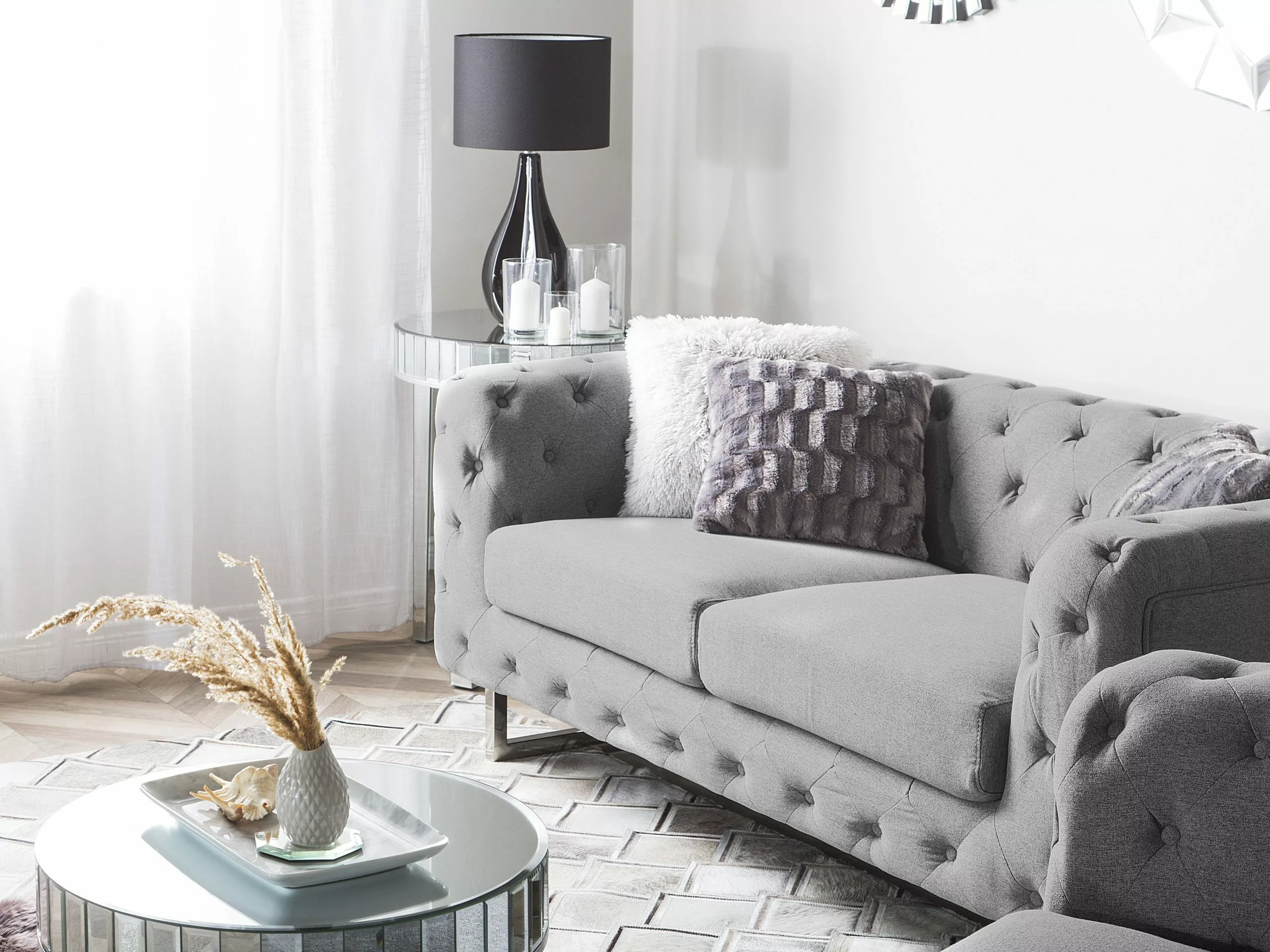 Beliani 2-istuttava Sohva Vaaleanharmaa VISSLAND 6 Beliani 2-istuttava Sohva Vaaleanharmaa VISSLAND - Image 4