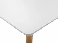 Beliani Ruokapöytä Valkoinen/vaalea Puu 80 X 80 Cm BUSTO -Halpa 2-istuttavat sohvat myymälä undef src sa picid 753846 type whitesh image