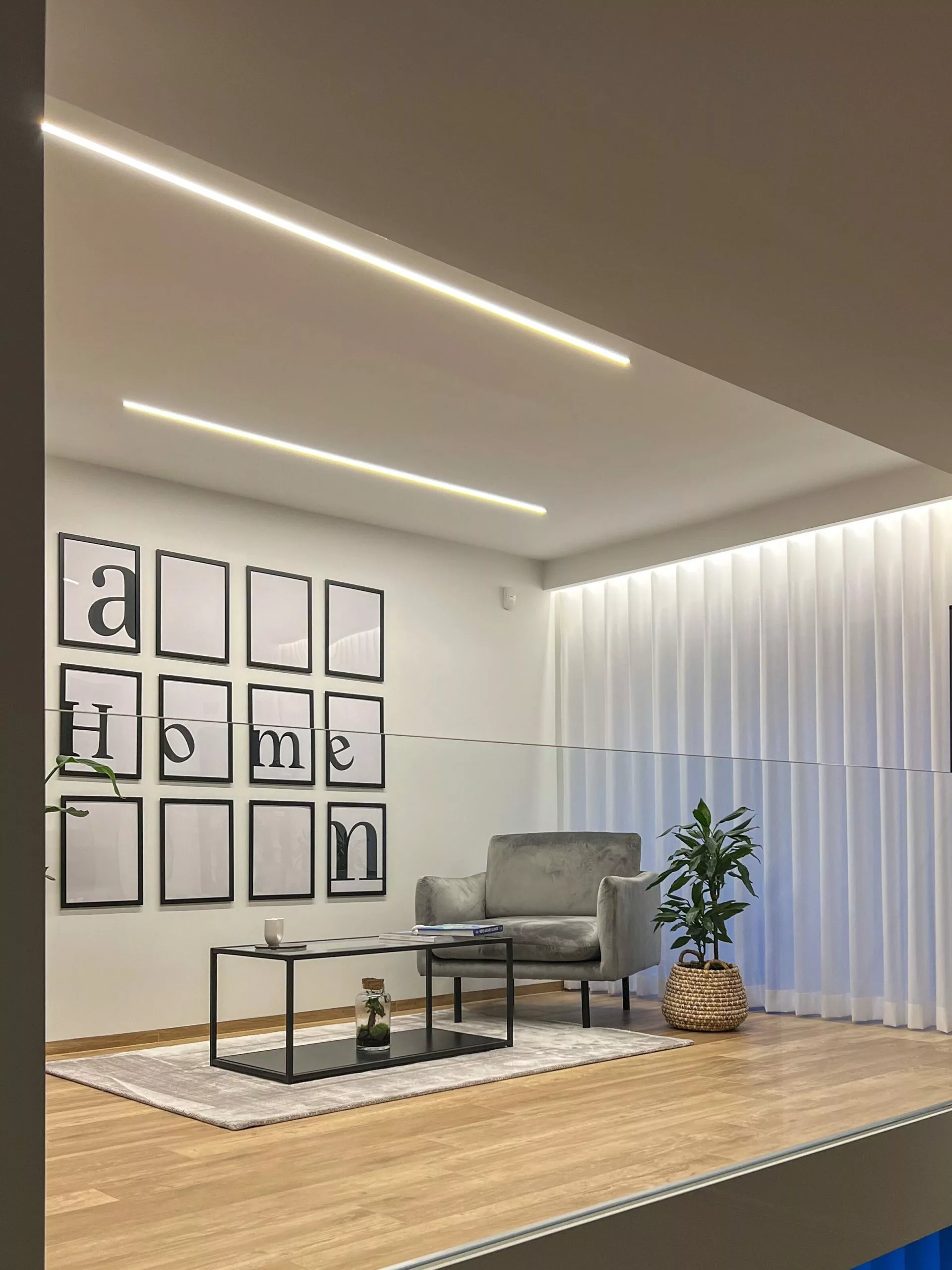 Beliani Sohvapöytä Lasitasolla Metalli Musta MEDORA - Image 7