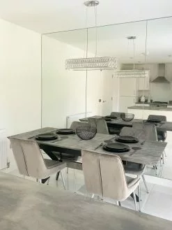 Beliani Ruokapöytä Jatkettava Harmaa/musta 140/180 X 80 Cm BENSON 14 Beliani Ruokapöytä Jatkettava Harmaa/musta 140/180 X 80 Cm BENSON -Halpa 2-istuttavat sohvat myymälä undef src sa picid 827427 type whitesh image