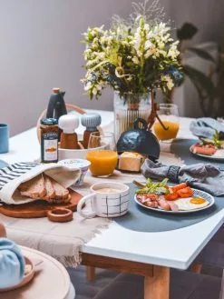 Beliani Ruokapöytä Jatkettava Valkoinen/vaalea Puu 140/180 X 90 Cm SOLA -Halpa 2-istuttavat sohvat myymälä undef src sa picid 829462 type whitesh image