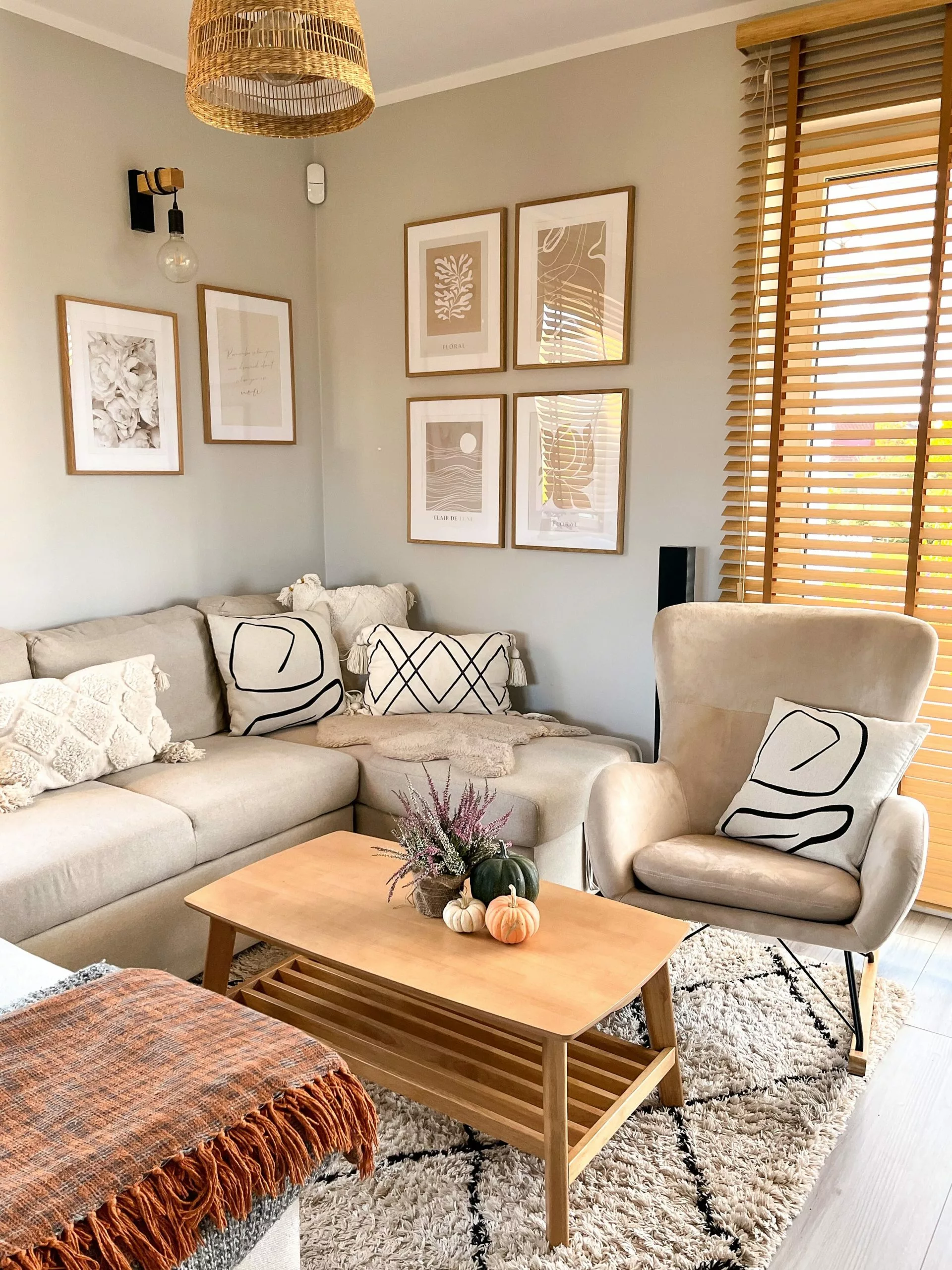 Beliani Sohvapöytä Vaalea Puu TULARE - Image 3