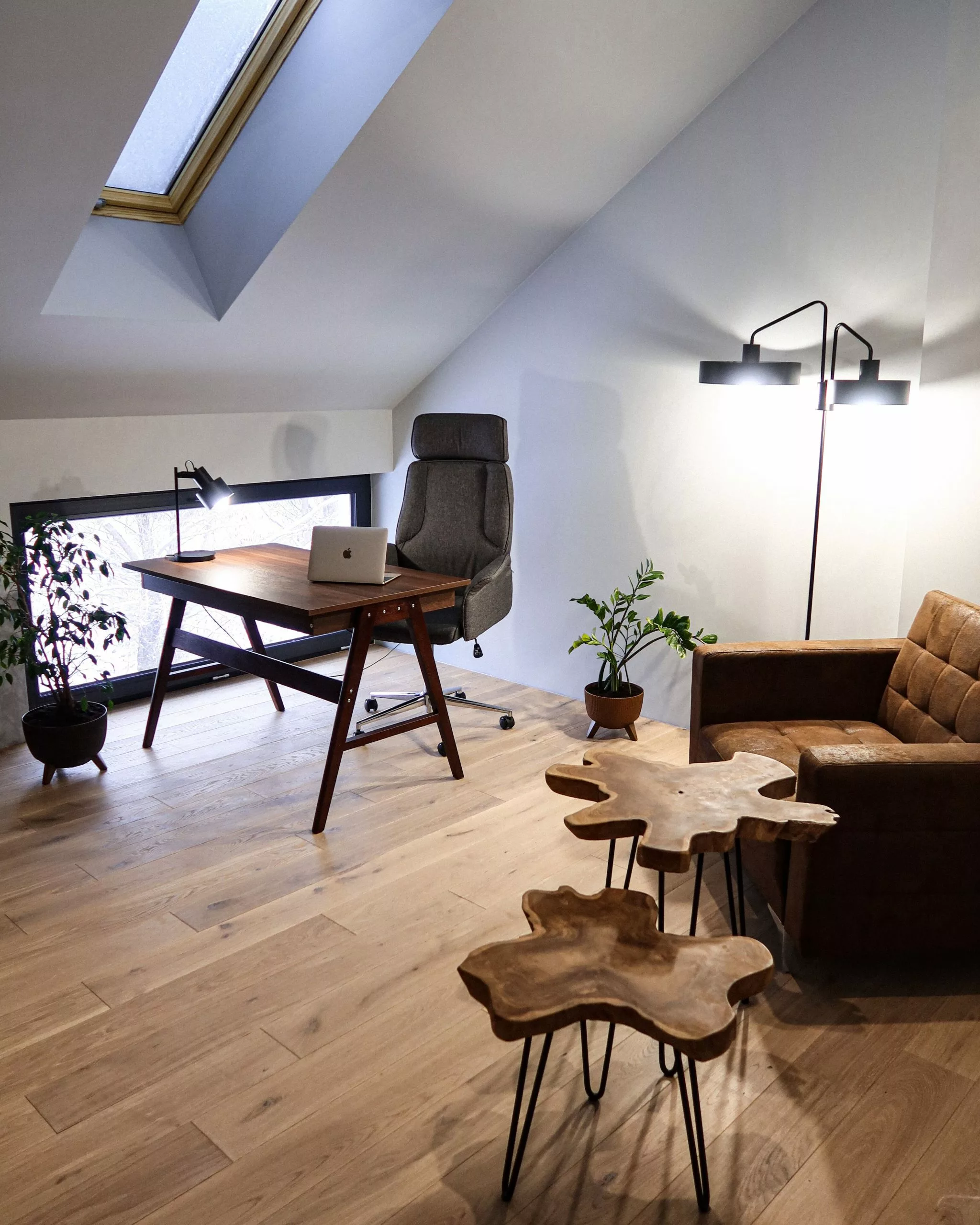 Beliani Sivupöytäsetti Tumma Javapuu 2 Kpl CAMROSE 5 Beliani Sivupöytäsetti Tumma Javapuu 2 Kpl CAMROSE - Image 3