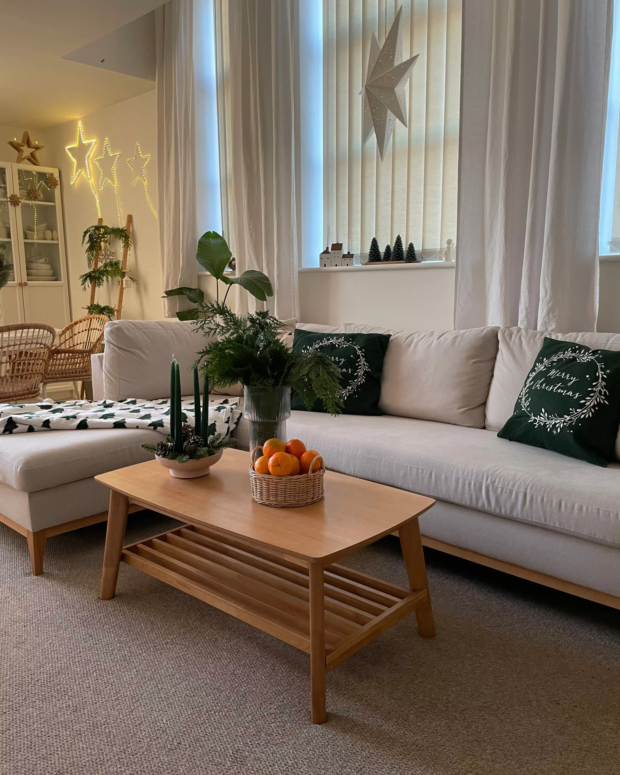 Beliani Sohvapöytä Vaalea Puu TULARE - Image 8