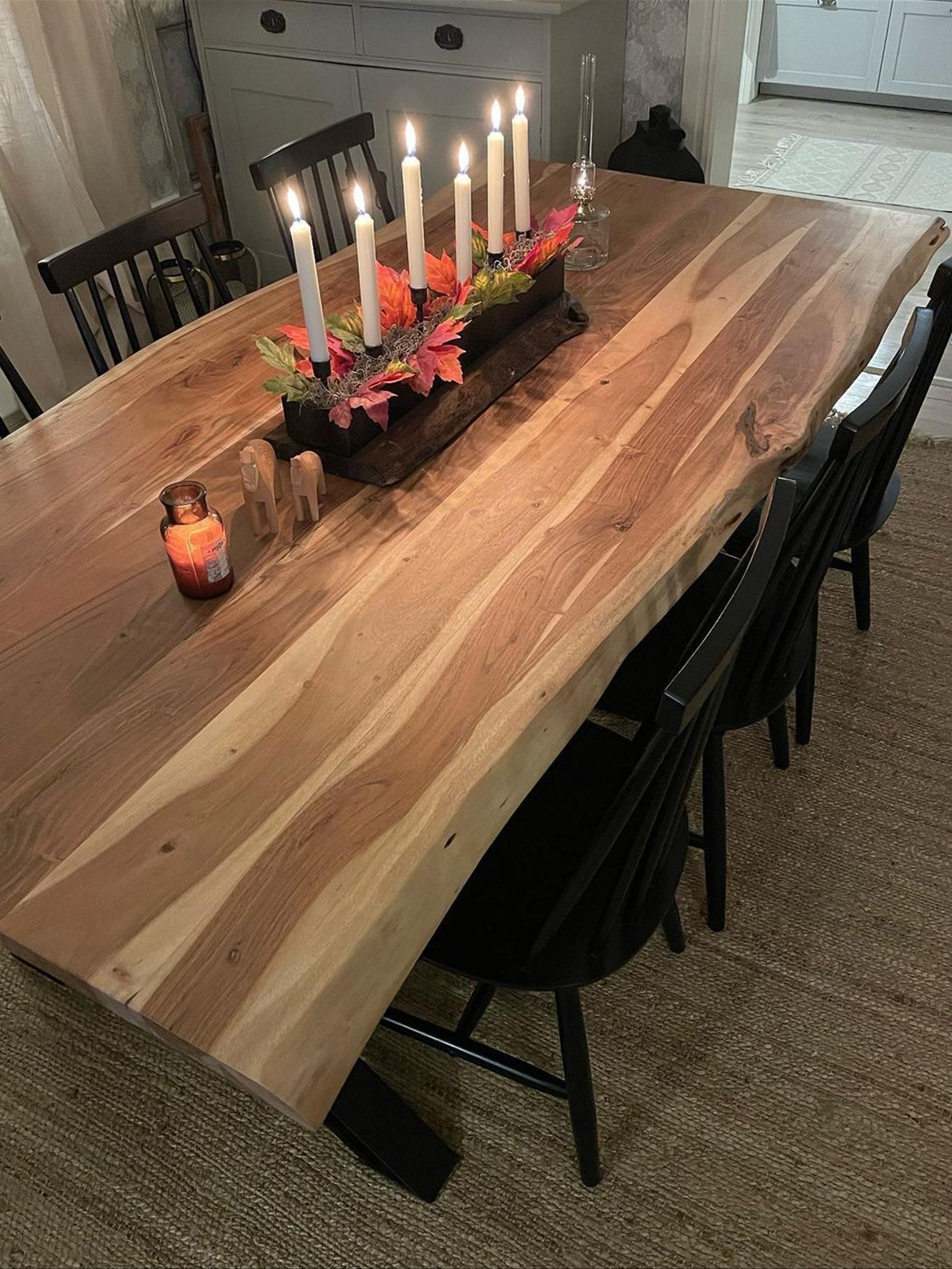 Beliani Ruokapöytä Akasiapuu Vaalea Puu/musta BROOKE Useita Kokoja 8 Beliani Ruokapöytä Akasiapuu Vaalea Puu/musta BROOKE Useita Kokoja - Image 6